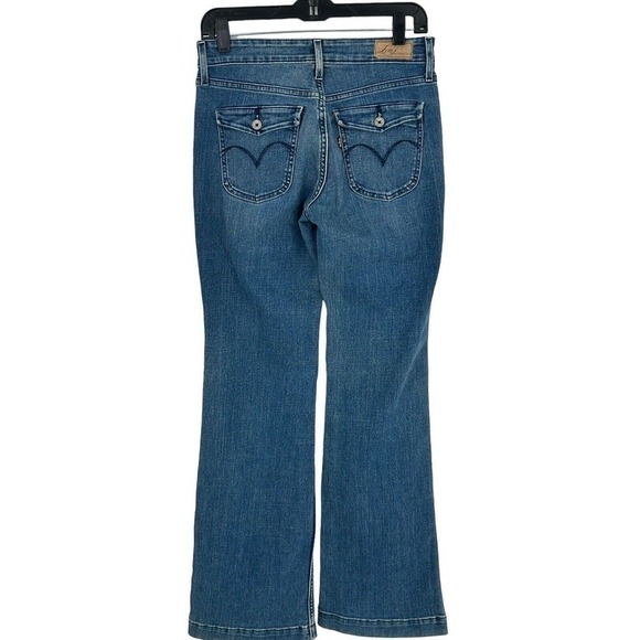 Levi's San Francisco Women Demi Curve Classic Jeans Flare Med Wash Sz 4/27 - Picture 2 of 16